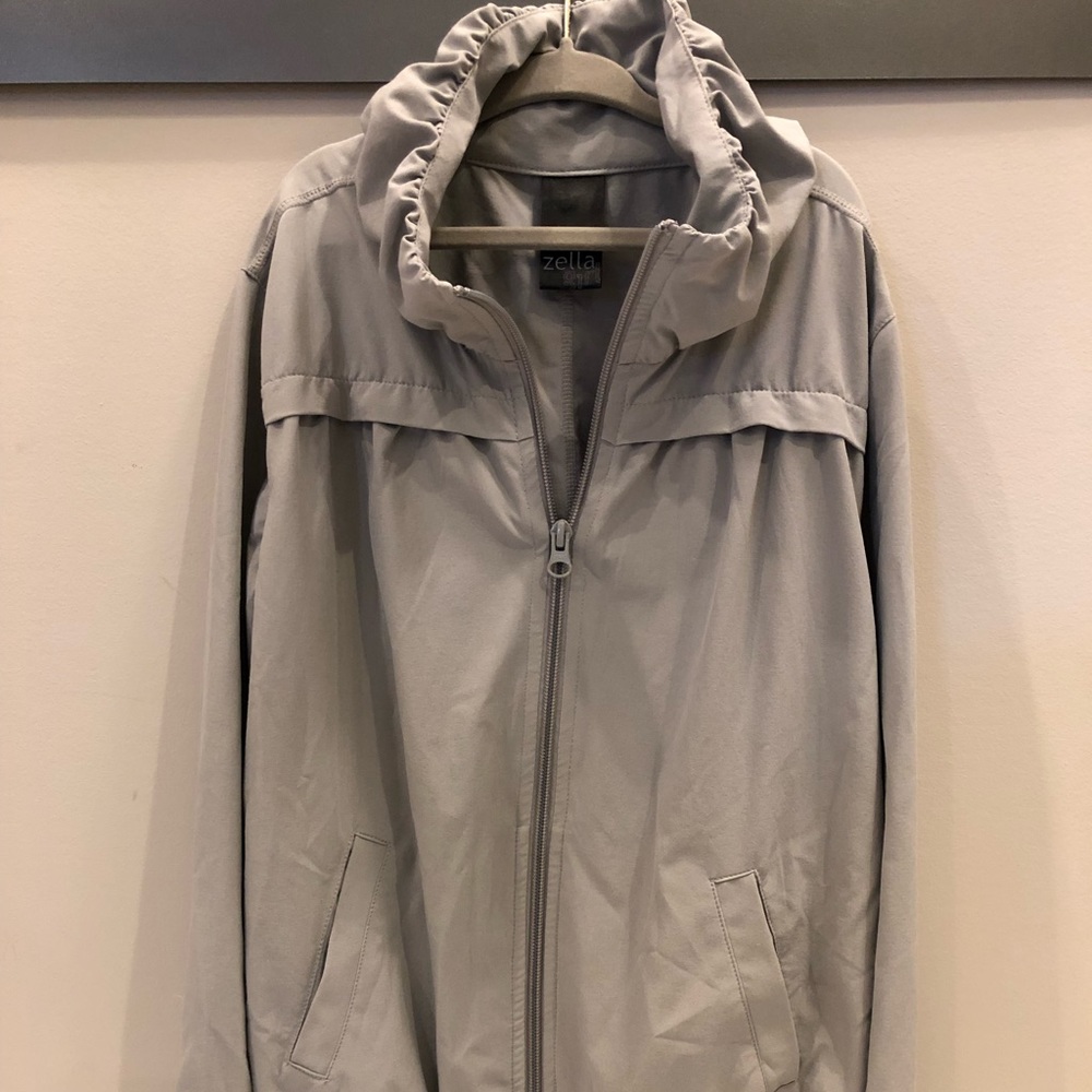 Girls Zella like new lightweight jacket sz M 8/10